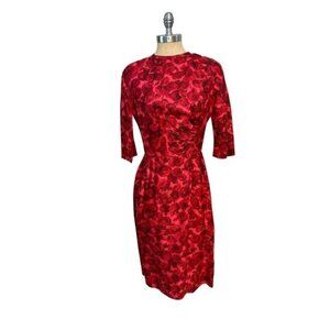 Vintage 1950s Leslie Fay Red & Black Floral Print Dress With Ruched Bodice  2 4